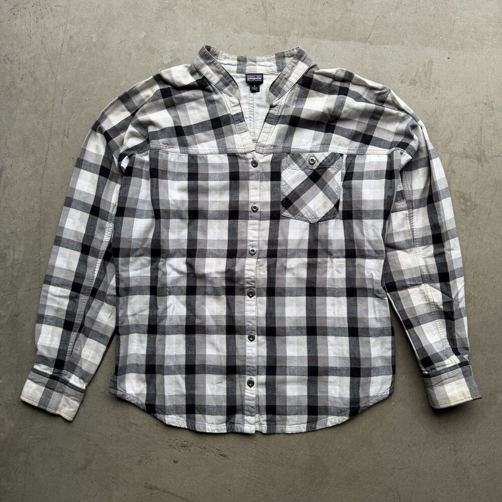 Patagonia Womens Sz 6 Shirt Button Up Organic Cotton Tunic Plaid Flannel Outdoor